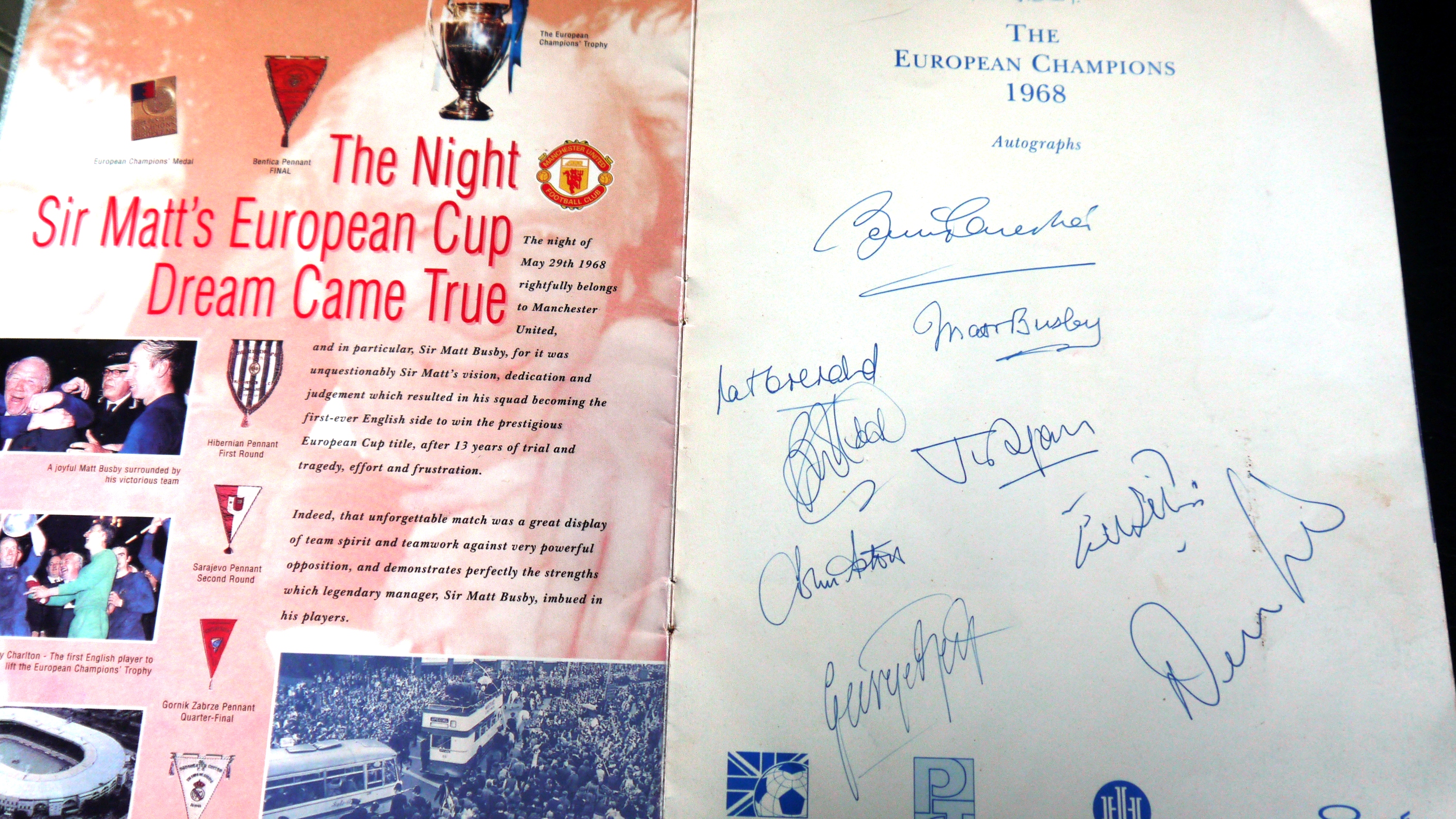 1993 MANCHESTER UNITED 25TH ANIV OF 1968 EUROPEAN CUP WIN AUTOGRAPHED MENU - Image 2 of 2
