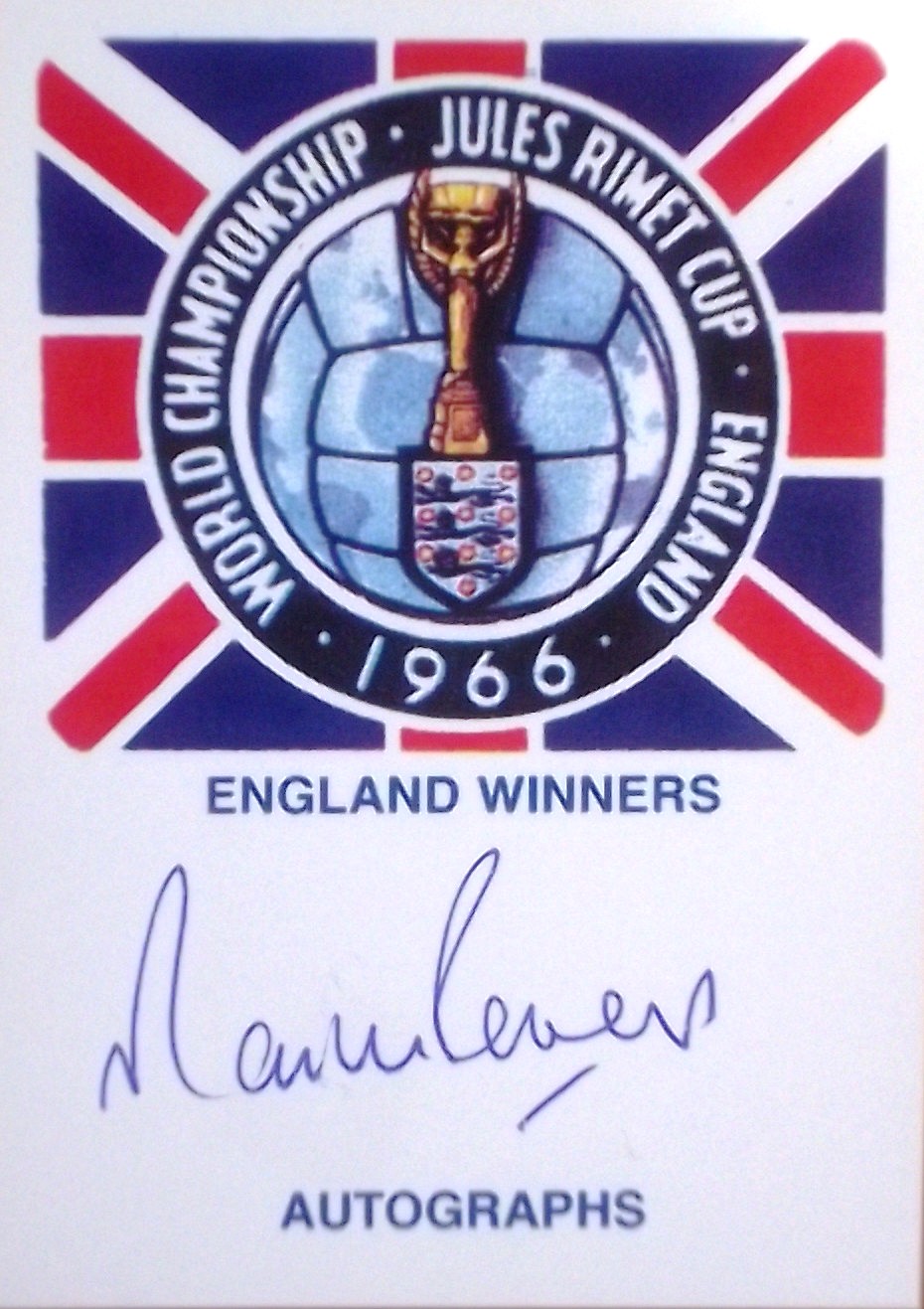 MARTIN PETERS 1966 JULES RIMET TROPHY AUTOGRAPHED CARD