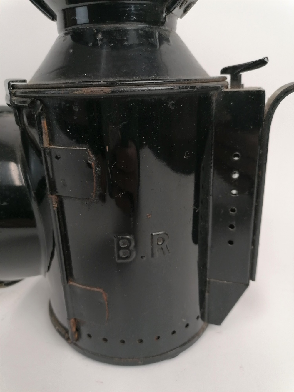 A British Railways three aspect hand lamp, with embossed BR initials to the side, - Image 3 of 4
