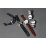 Five gentleman's wristwatches, 2 Casio, 2 Seiko,