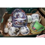 Part tea set, decorative bowls,