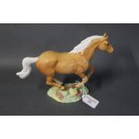 Beswick Galloping Palomino horse Model 1374