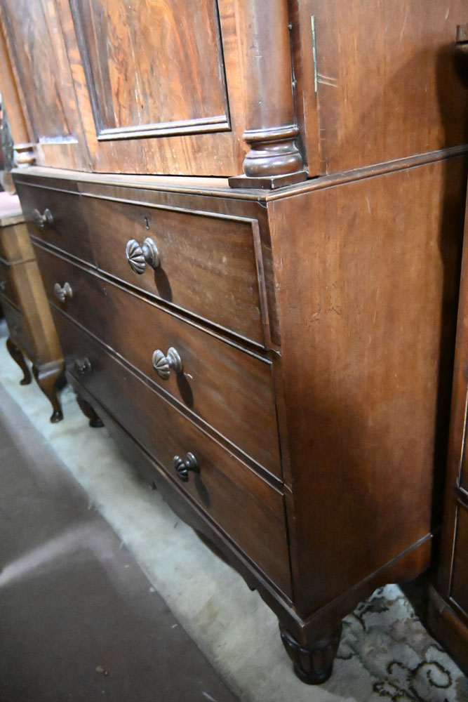 A William IV mahogany linen press with moulded cornice above a pair of panelled doors opening to - Image 3 of 12