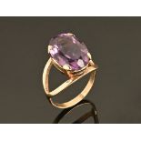 An amethyst stone ring in gold setting, stamped 8 ct. Size L, 4 grams gross.