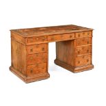 An Arts & Crafts late Victorian/Edwardian oak desk,