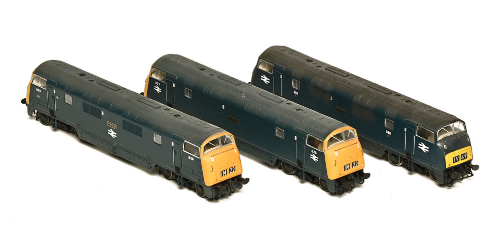 Three Bachmann 00 gauge diesel locomotives, D831 Monarch,