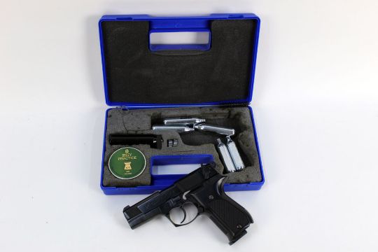 A Walther CP 88 cal 177 CO2 powered air pistol, complete with box, two magazines, CO2 canisters, - Image 1 of 3