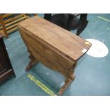 Drop leaf mahogany occasional table