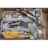 Boxed sets of cutlery