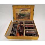 Hornby 0 gauge tin plate clockwork train set, locomotive and tender,