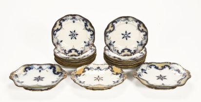 A quantity of Wedgwood pearl dinner ware (21).
