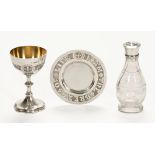 A cased portable communion set, Victorian London 1873,