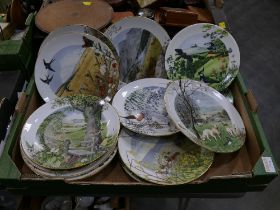 Wedgwood and Worcester collectors' plates