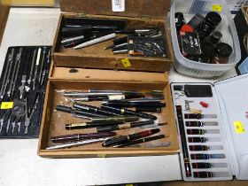 Collection of pens, Draughtsman set,