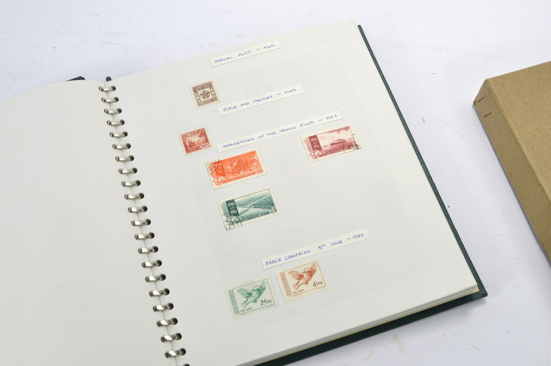 Stamps interest comprising large album of Chinese Stamps from 1930 to 1960's. Some unused. - Image 12 of 34