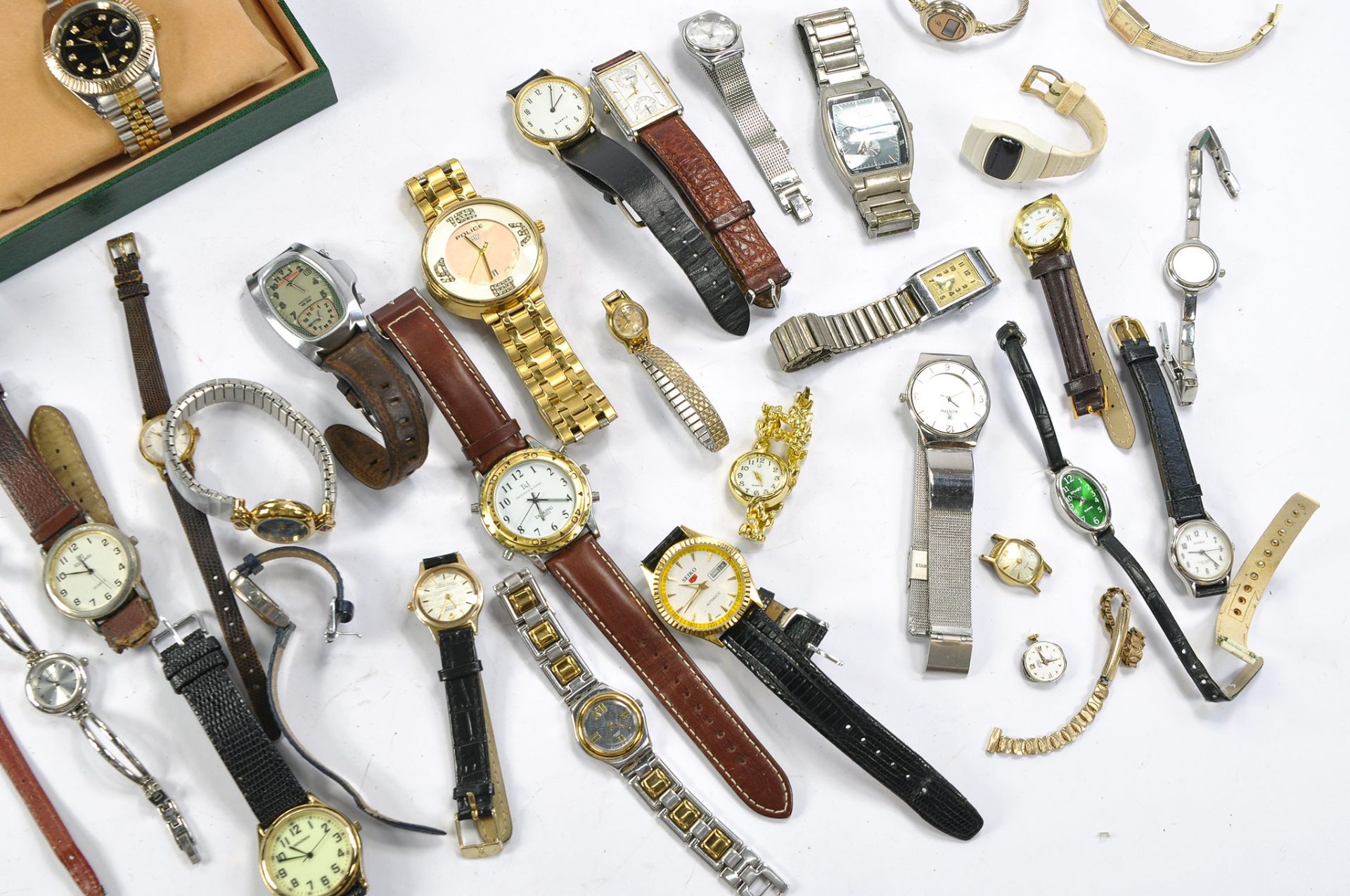 A group of used wrist watches including Rolex Replica issue with case and many others. All untested. - Image 3 of 5