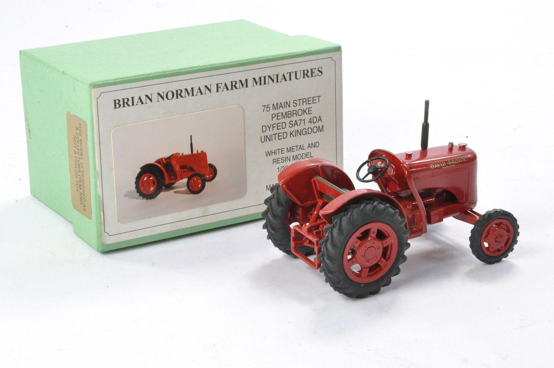 Brian Norman 1/32 Hand Built farm issue comprising no. FM05 David Brown Cropmaster Tractor. Looks to - Image 2 of 2