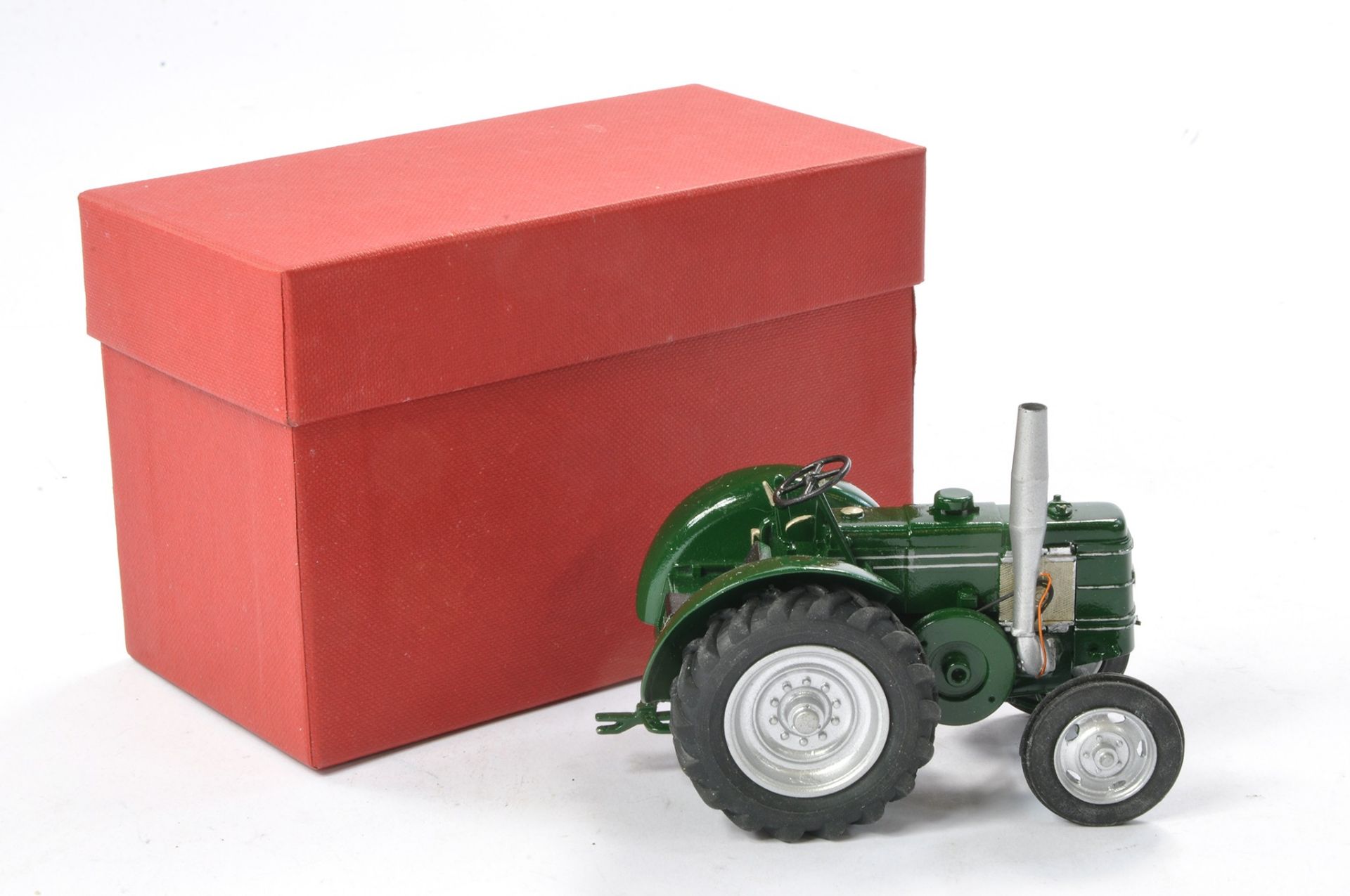 G&M Originals 1/32 hand built farm issue comprising Field Marshall Tractor. Looks to be without - Image 2 of 2