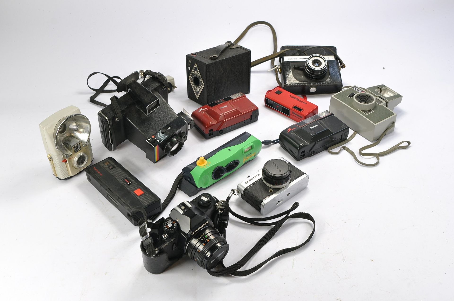 Vintage group of Cameras and equipment comprising of: Ilford Sprite 35, Ensign E20, Cosmic Symbol