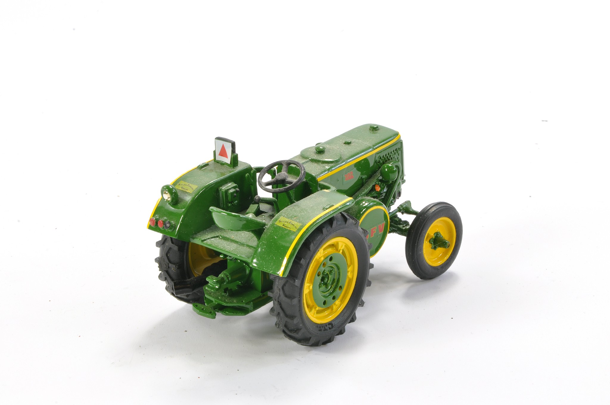 CTF (Collectable Toys Factory) 1/32 SFV Tractor. Looks to be without fault in original box. Scarce. - Image 3 of 3