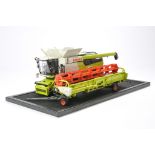 Marge Models No. 2028 1/32 Claas Lexion 6800 Terra Trac Combine Harvester with Vario 930 Header