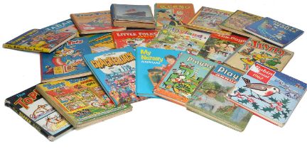 An assortment of vintage Children's Annuals to include Beano Book, Disney, Topper, Babar, Playbox