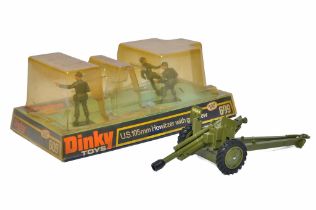 Dinky Military issue comprising No. 609 US 105mm Howitzer with gun crew. Looks to be complete