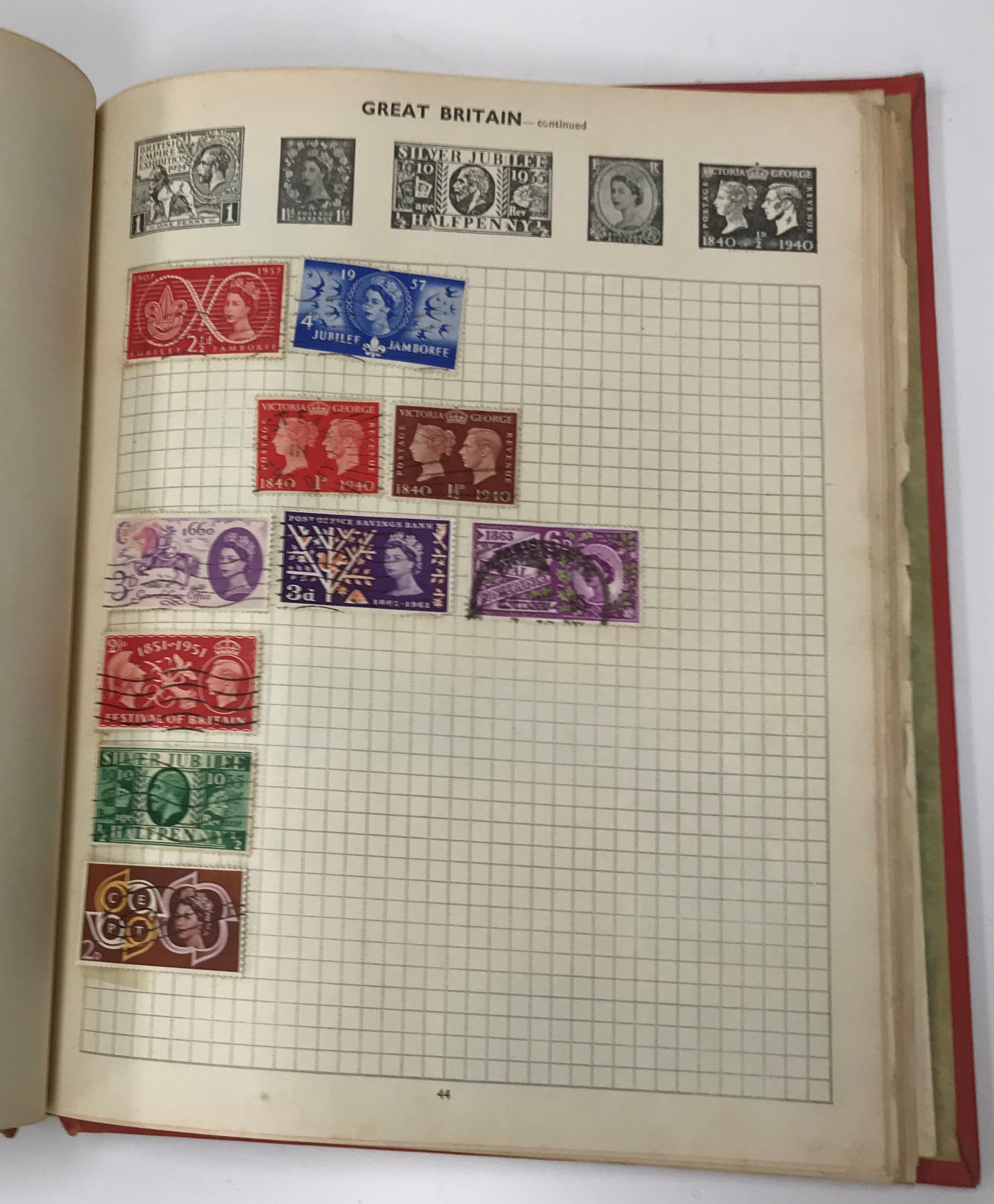 Two stamp albums containing various stamps of the World and loose stamps including Penny Reds, etc. - Image 4 of 4