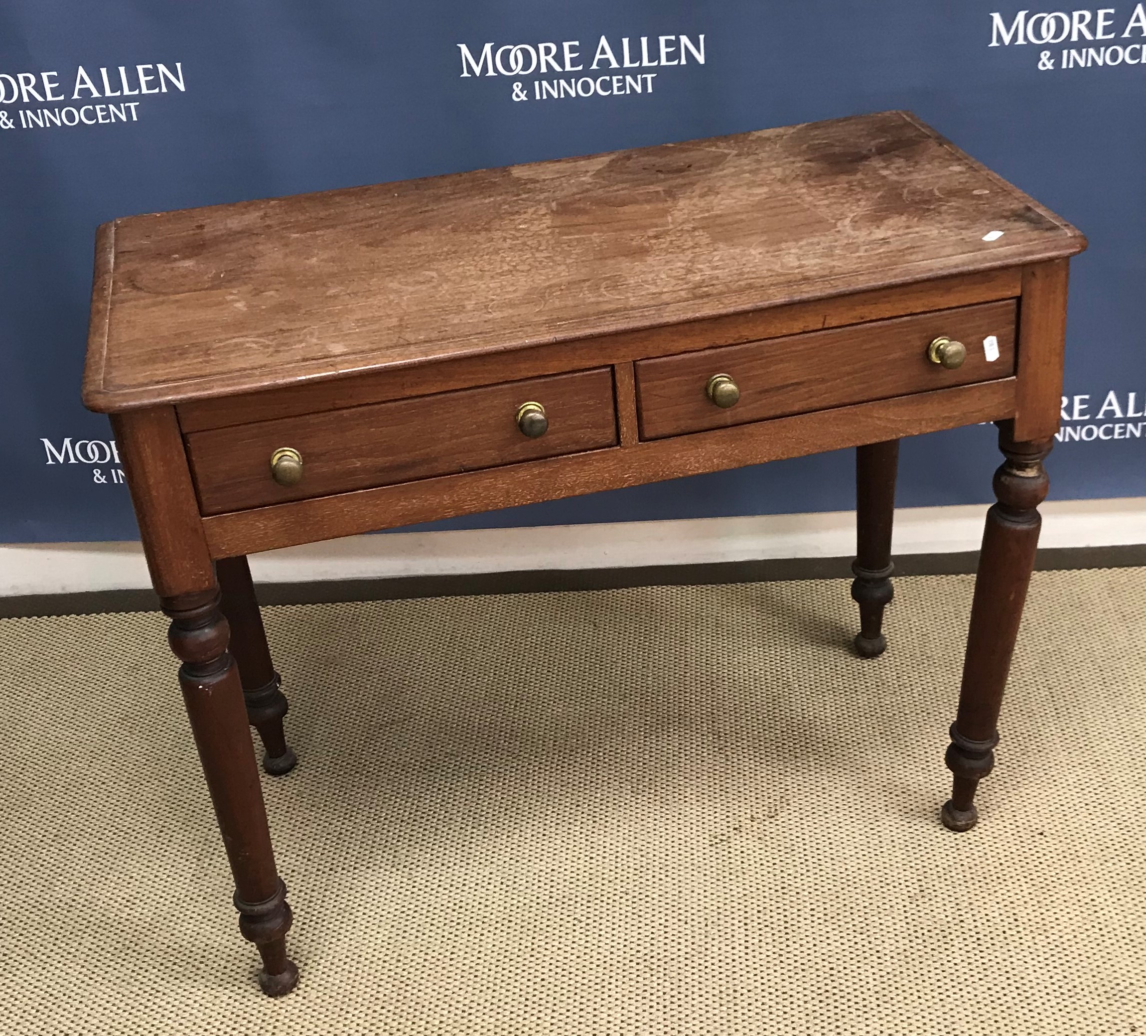 An Edwardian mahogany and inlaid Davenport desk 55 cm wide x 54 cm deep x 97 cm high together with - Image 4 of 4