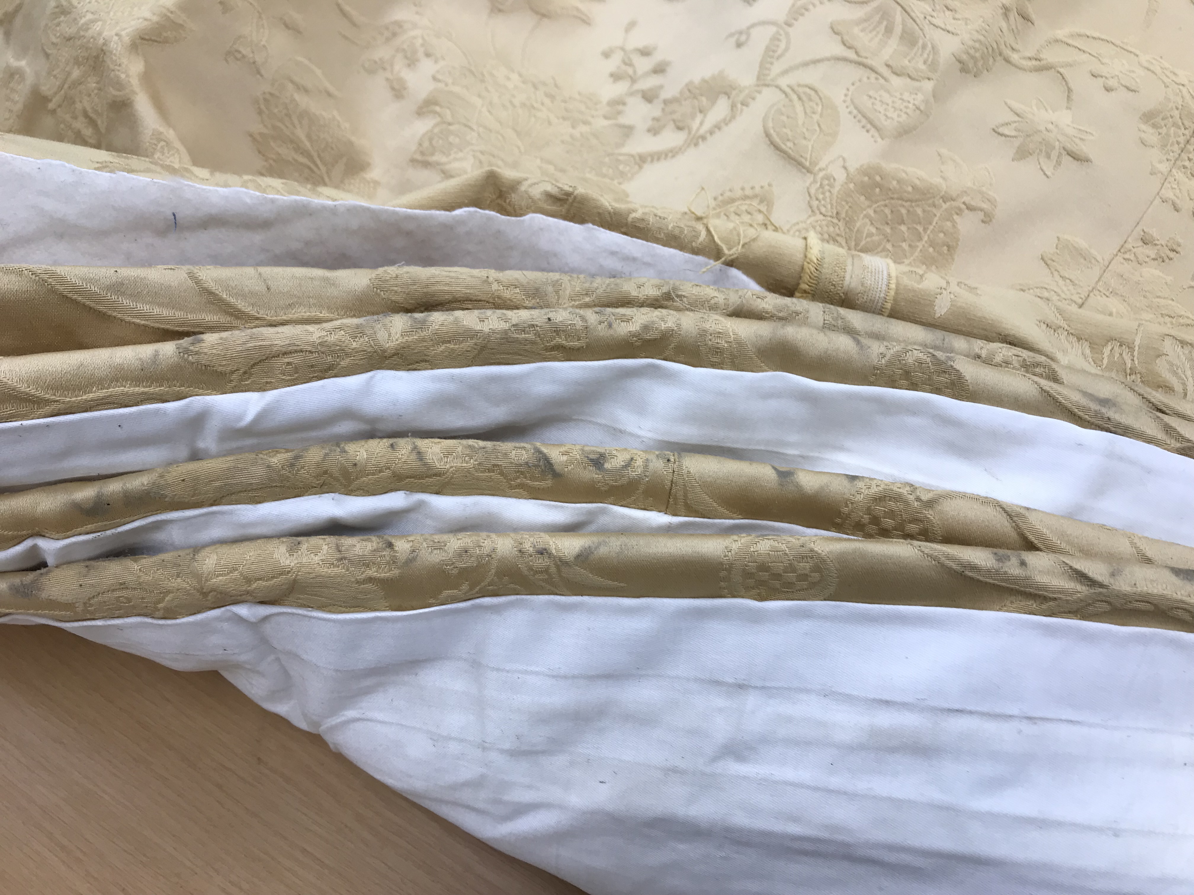 A collection of curtains interlined cotton mix gold damask foliate design with pencil pleat taped - Image 17 of 22