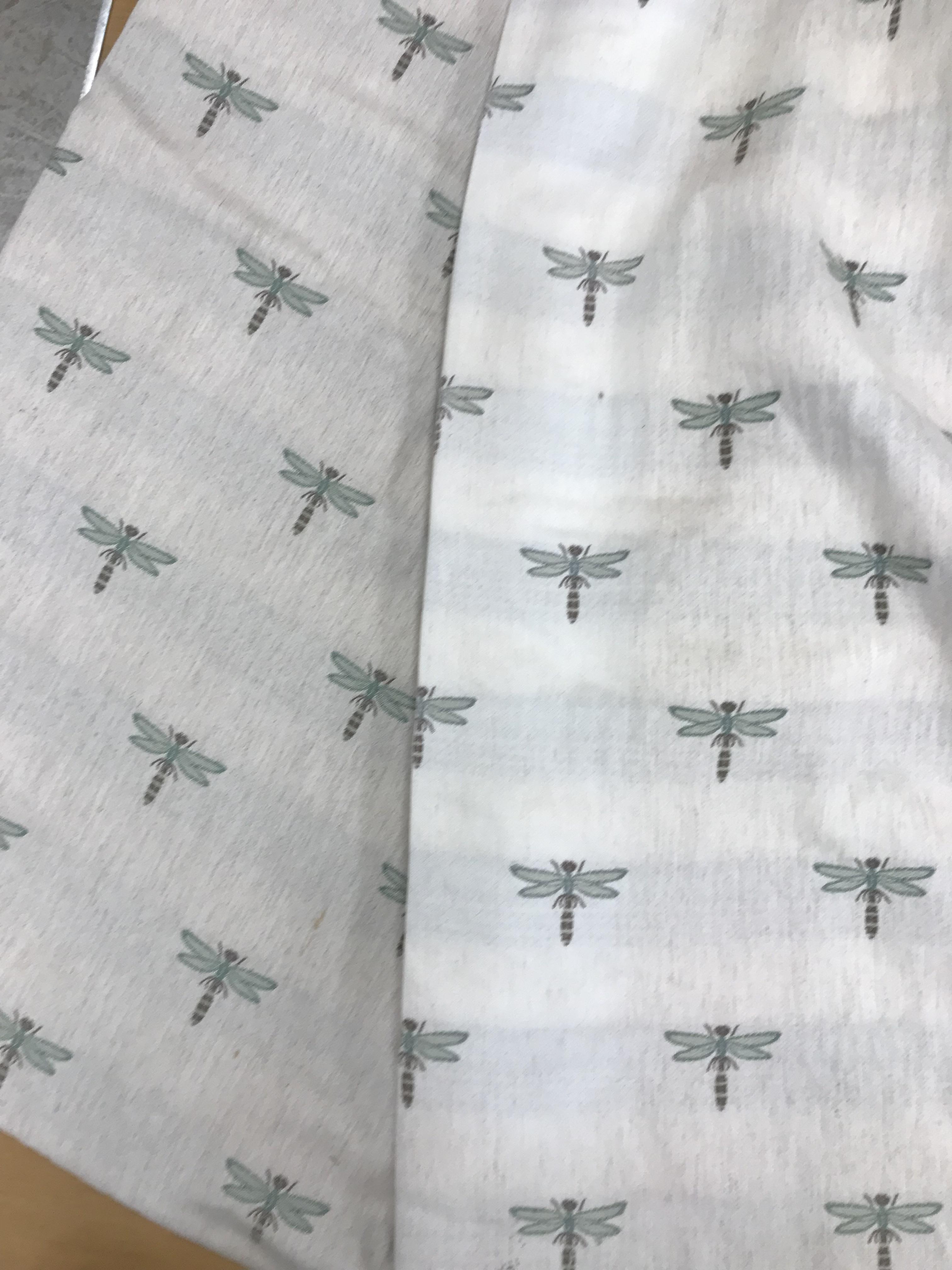 One pair of cotton type interlined curtains with a dragonfly motif in beige and sage, - Image 3 of 10