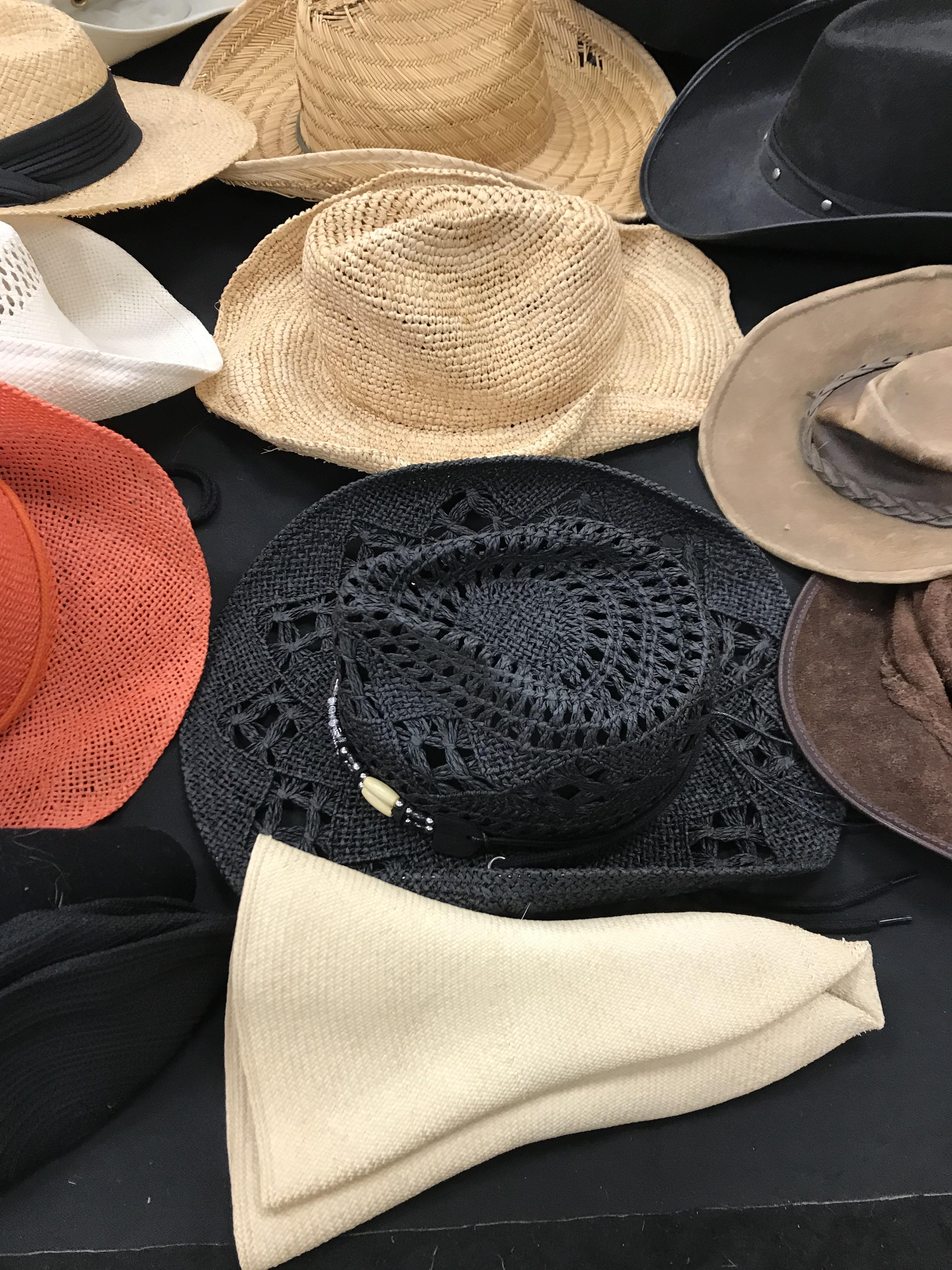 A box containing 37 assorted hats, - Image 3 of 13