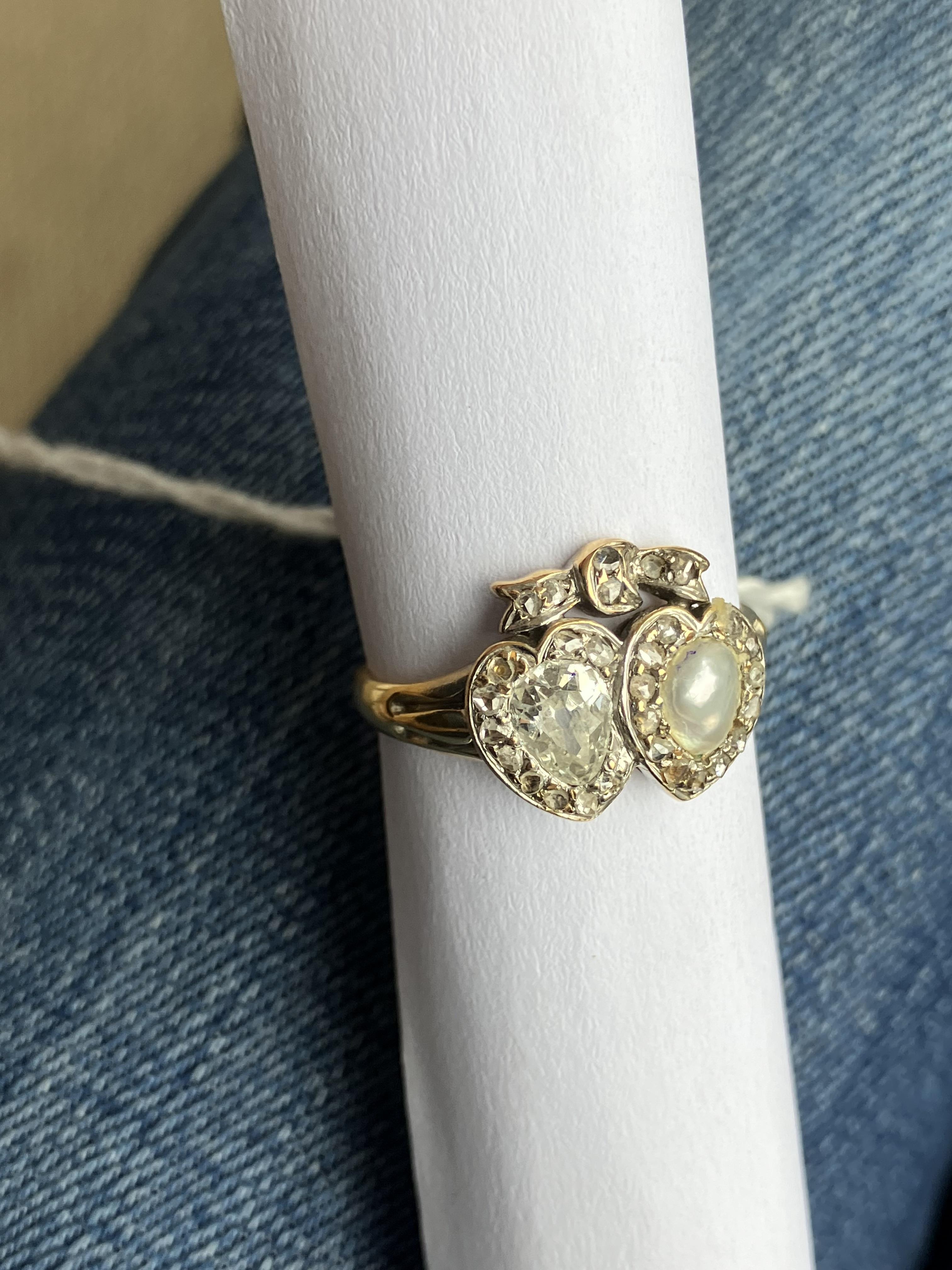 An 18 carat gold double loveheart design ring, one heart set with pear-shaped diamond, approx 0. - Image 5 of 13