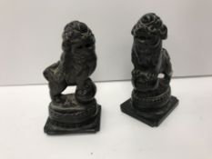 A pair of Chinese carved soapstone figur