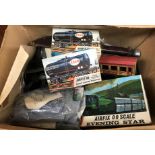 A box of sundry items to include a subsidiary box of O gauge railwayana,