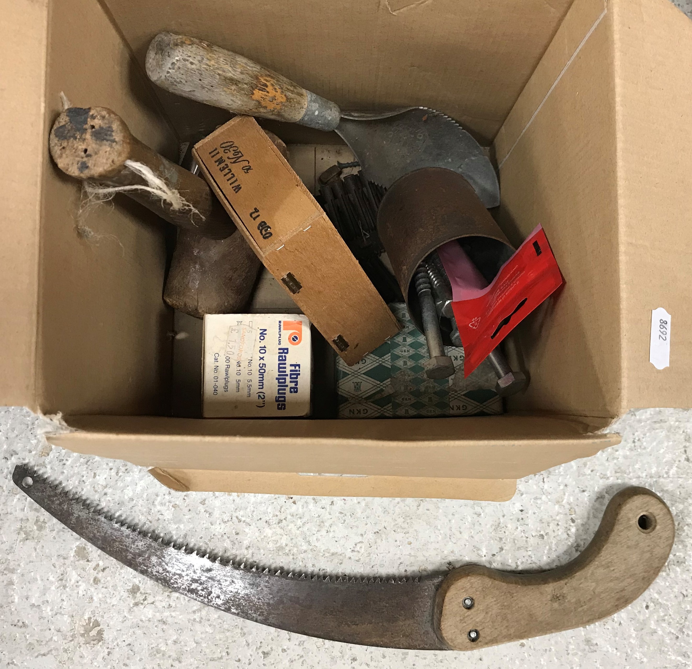 Four boxes of assorted tools, etc, to include vice, pliers, shovels, etc, two brooms, a shovel, - Image 4 of 6