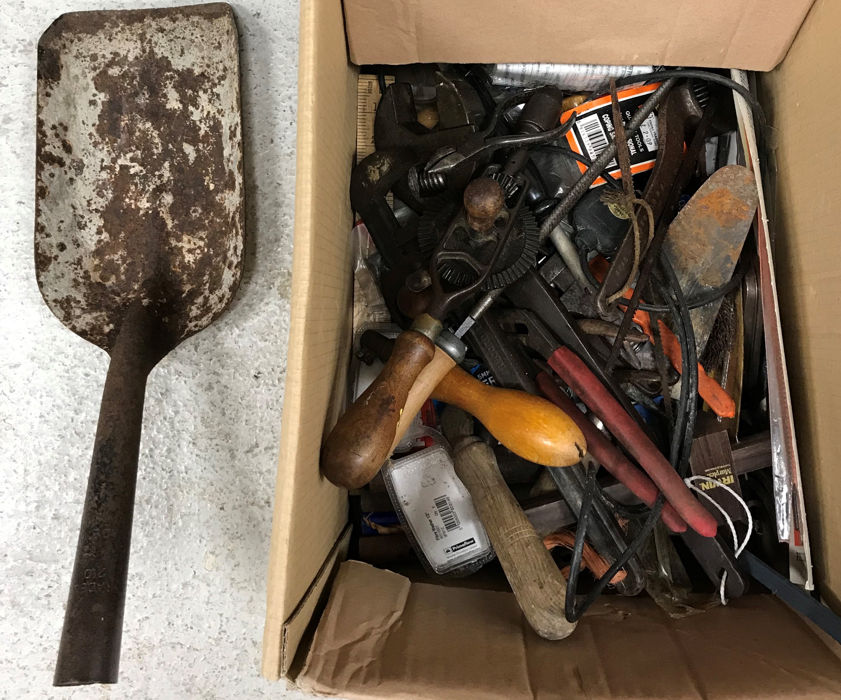 Four boxes of assorted tools, etc, to include vice, pliers, shovels, etc, two brooms, a shovel, - Image 2 of 6