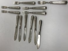 A set of six George V silver fish knives and forks (by Martin Hall & Co., Sheffield 1918), 24.