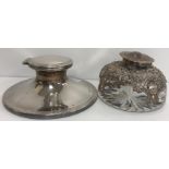 An Edwardian silver capstan inkwell (by Walker & Hall, Sheffield 1909), 12.