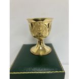 A small 18-carat gold goblet decorated with thistles and crowned thistle, limited edition No'd.