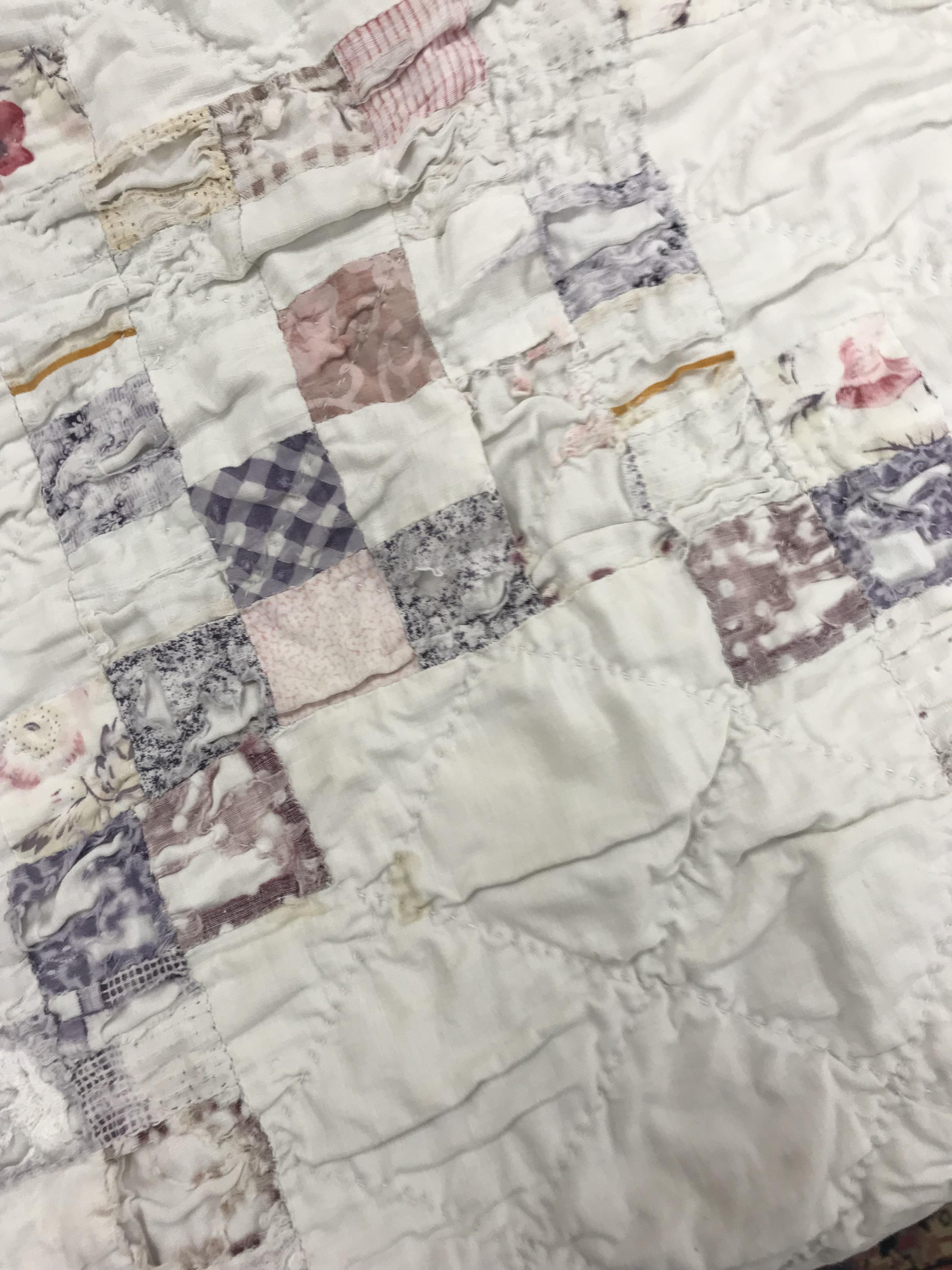 Three circa 1900 quilts comprising one hand-stitched patchwork quilt with white ground and - Image 8 of 28