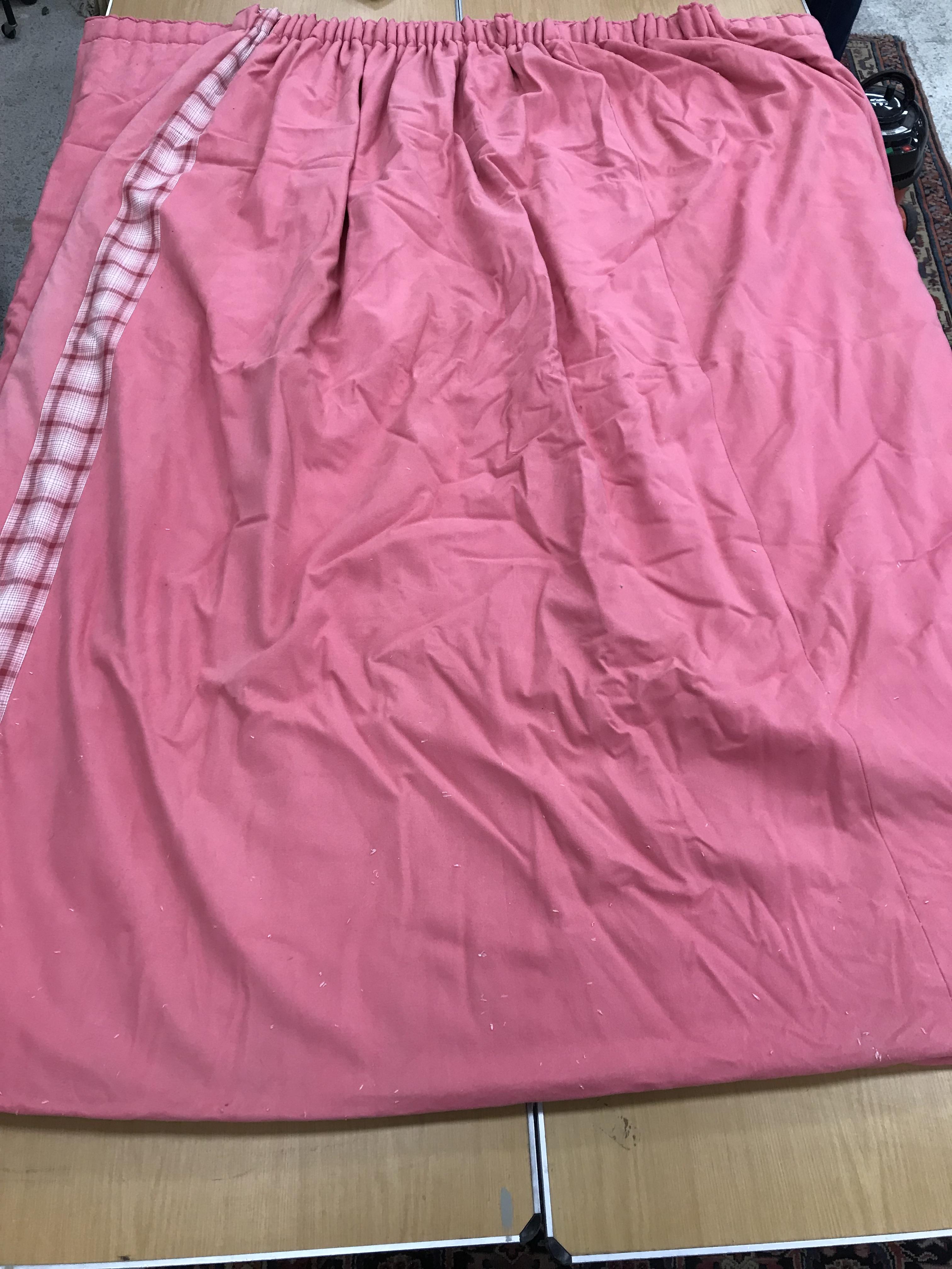 A pair of plain pink wool with gingham edged interlined curtains with taped pencil pleat headings - Image 31 of 43