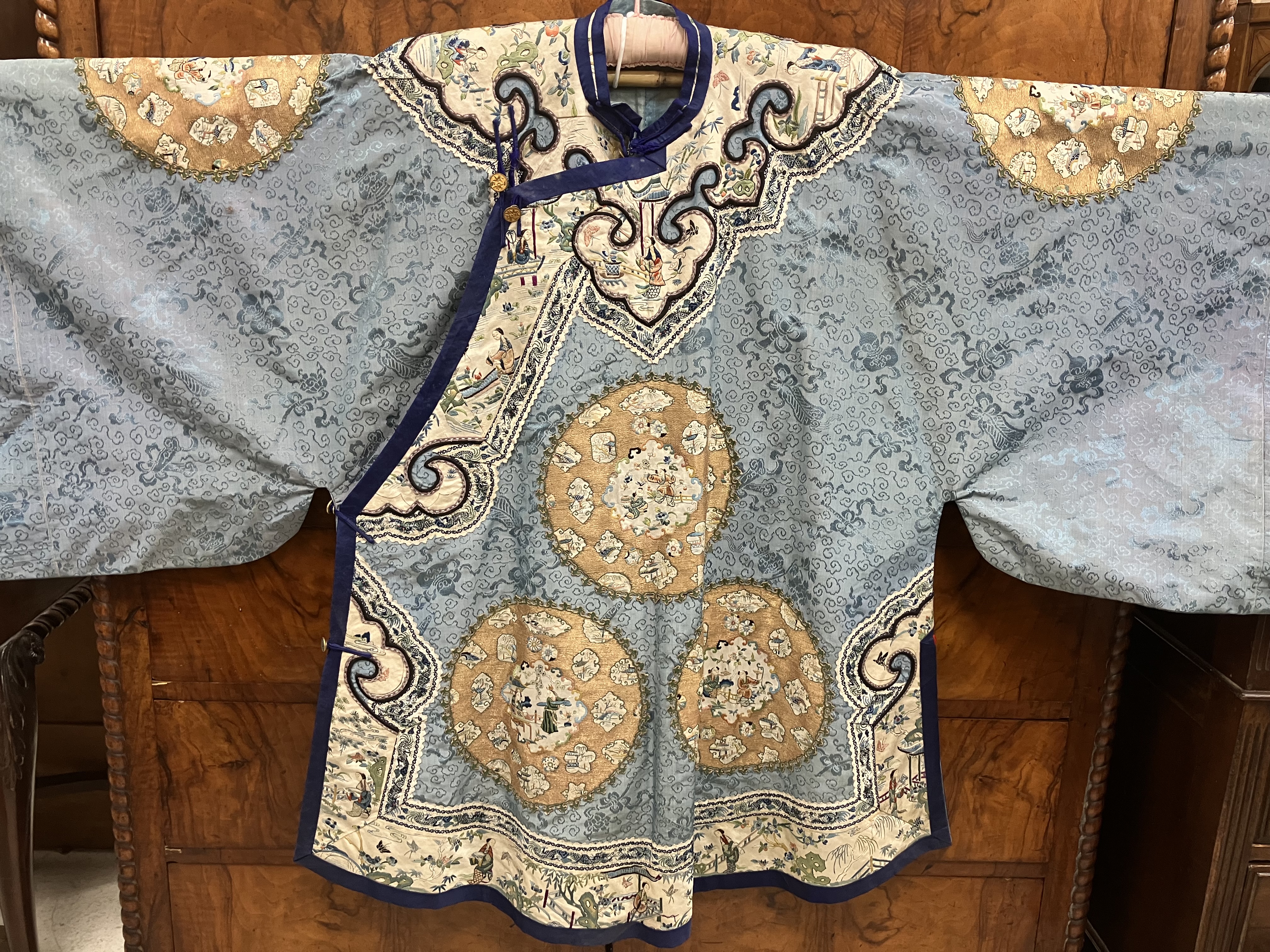 A circa 1900 Chinese silk jacket, - Image 3 of 81