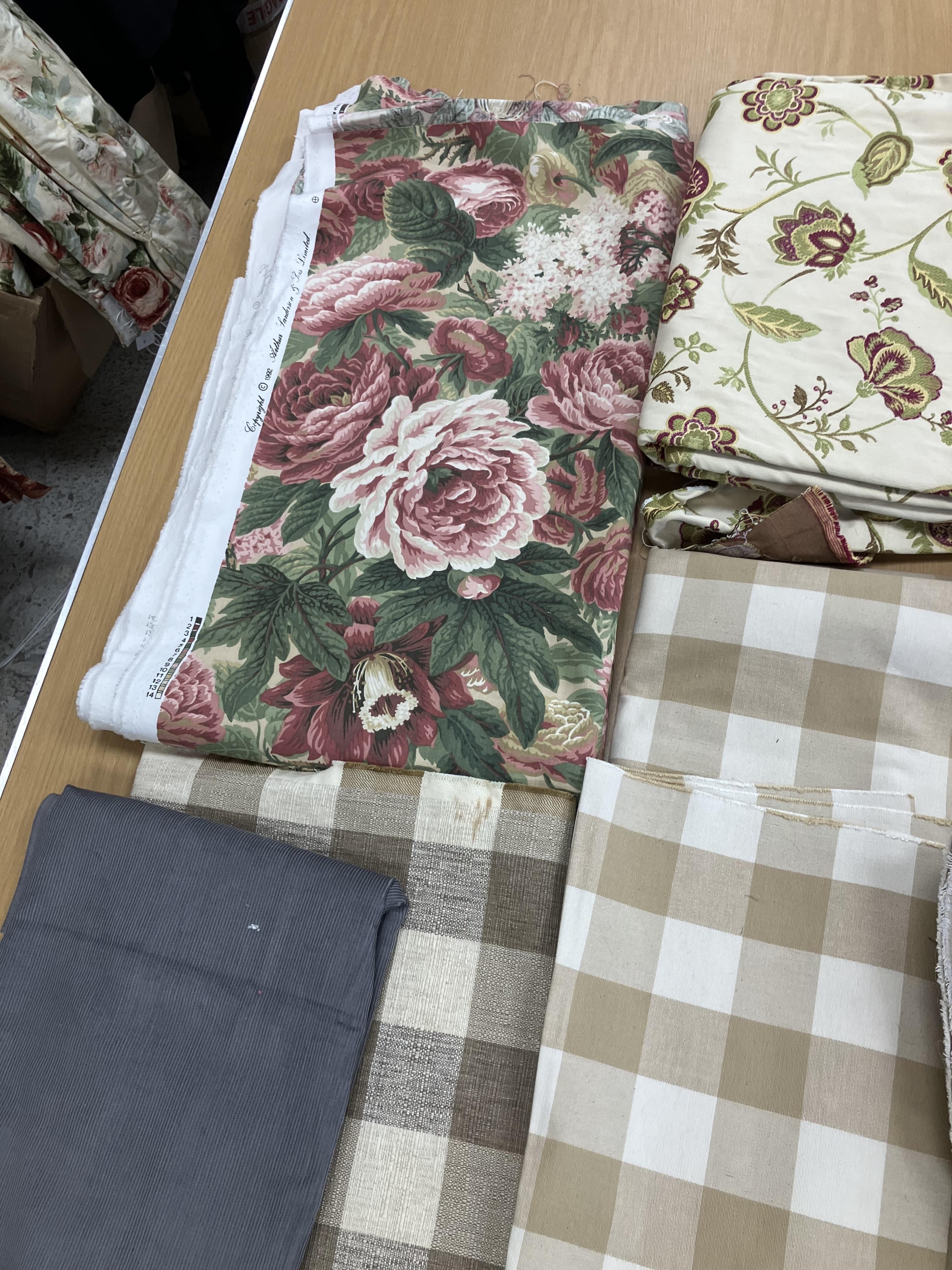 A pair of Laura Ashley floral decorated lined curtains with taped pencil pleat headings 132 cm drop - Image 24 of 25
