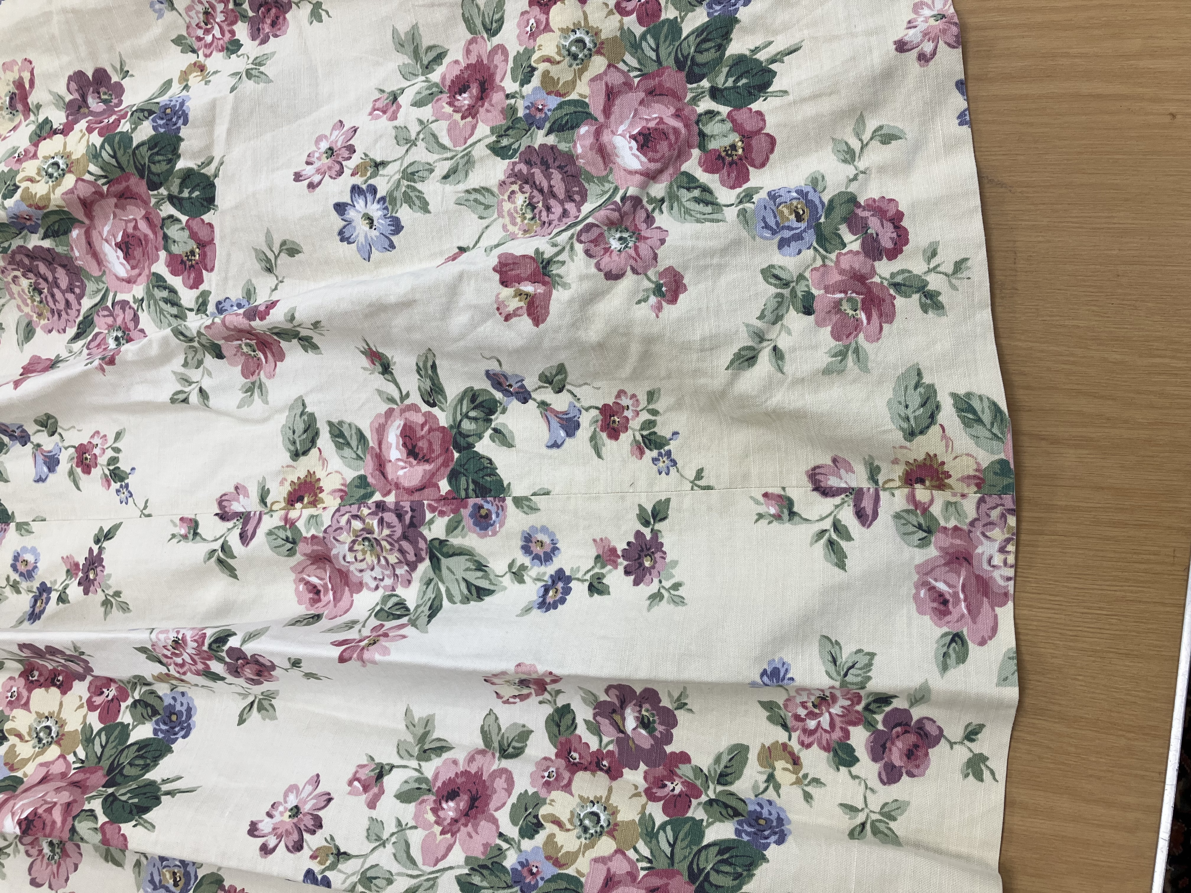 A pair of Laura Ashley floral decorated lined curtains with taped pencil pleat headings 132 cm drop - Image 2 of 25