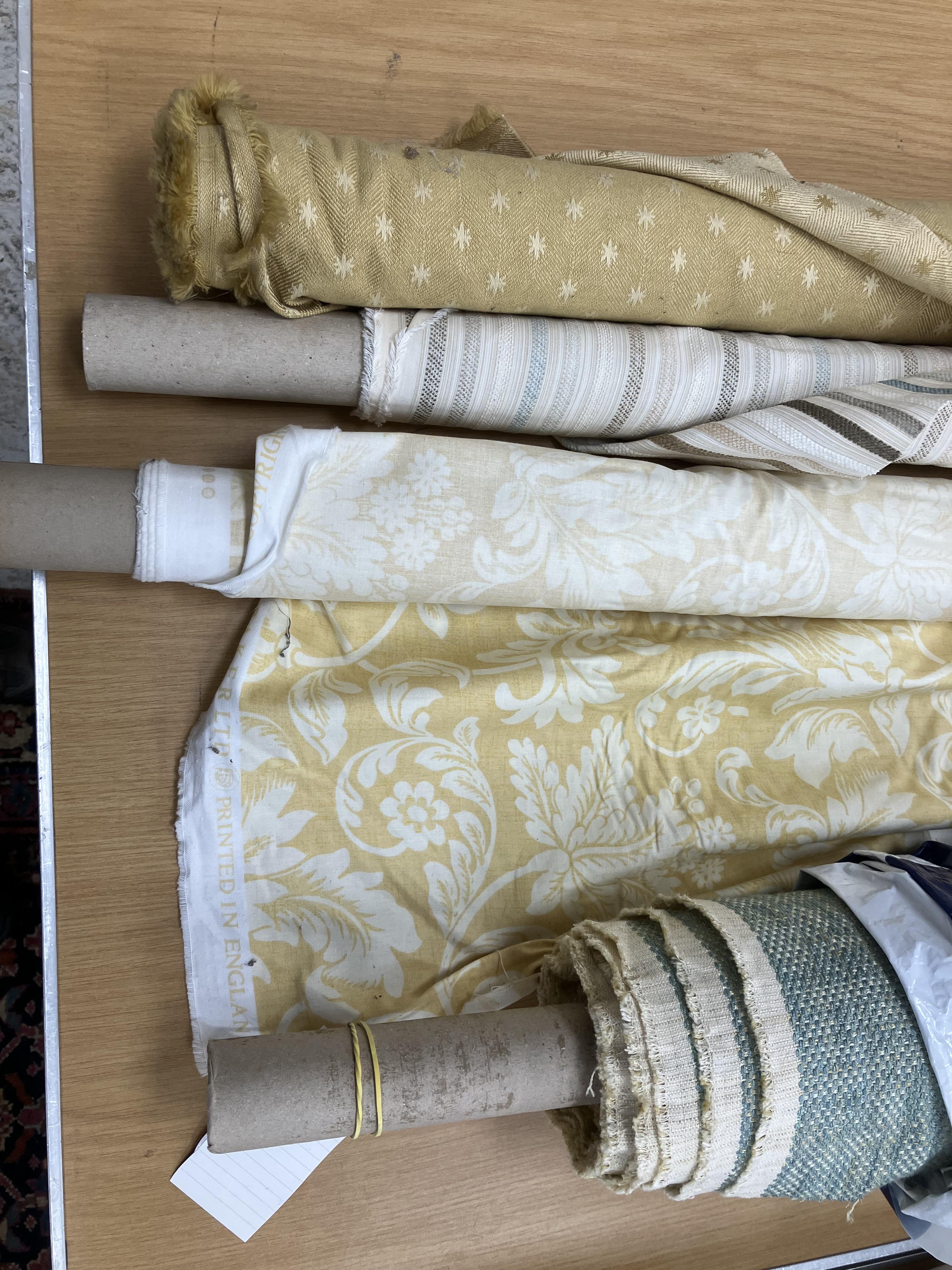 A box containing a collection of fabric to include Sanderson "William Morris Golden Lily Minor", - Image 3 of 4