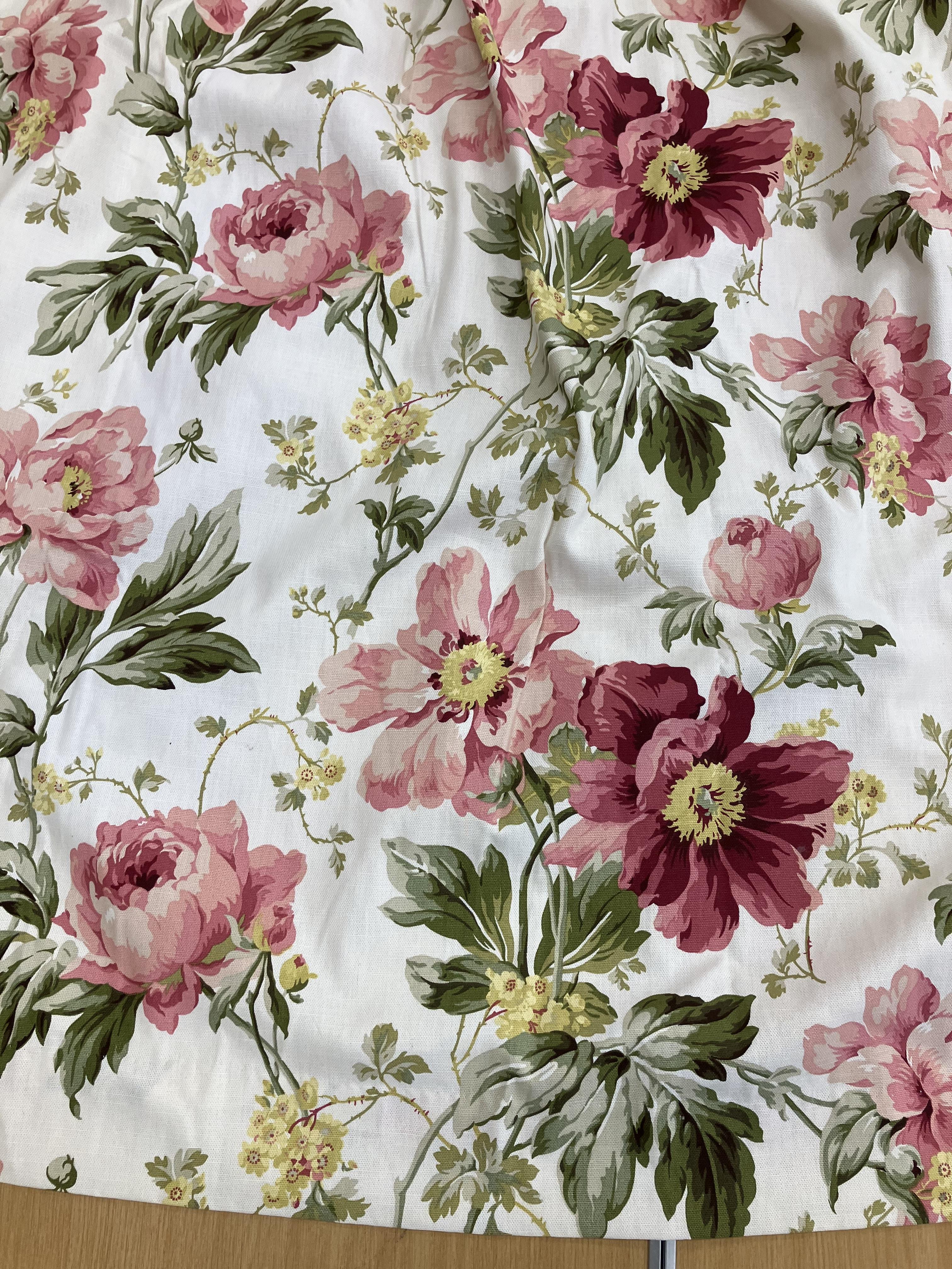A pair of Laura Ashley floral decorated lined curtains with taped pencil pleat headings 132 cm drop - Image 8 of 25
