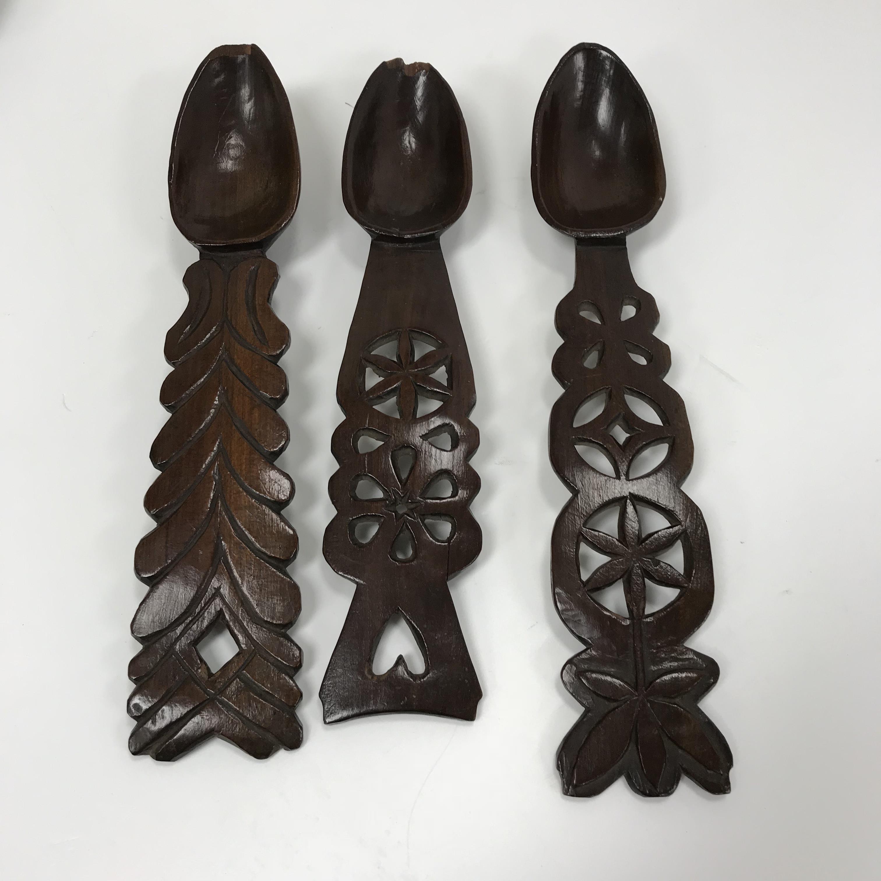 A collection of six Welsh carved treen ware loving spoons, - Image 3 of 5