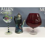 A box of assorted glassware to include a set of four lager glasses,