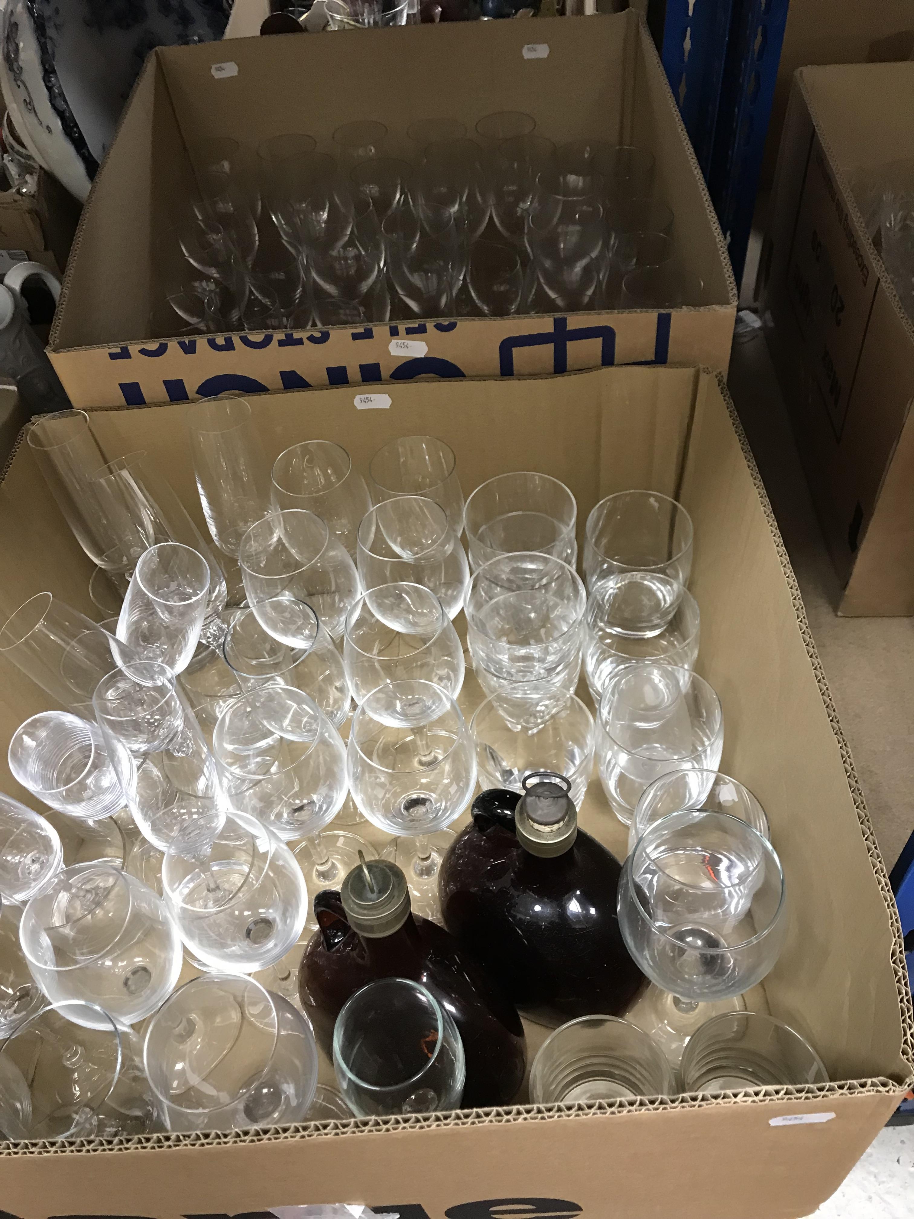 Six boxes of assorted glassware to include decanters, fruit bowls, wine glasses, vases, jugs, etc. - Image 3 of 3